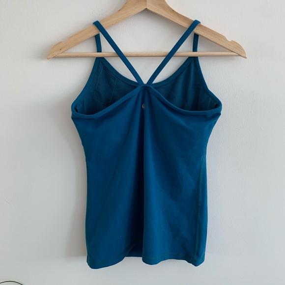 Lululemon - Blue Tank Top - Mesh Bra - Picture 2 of 4